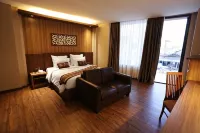 Diamond Hotel