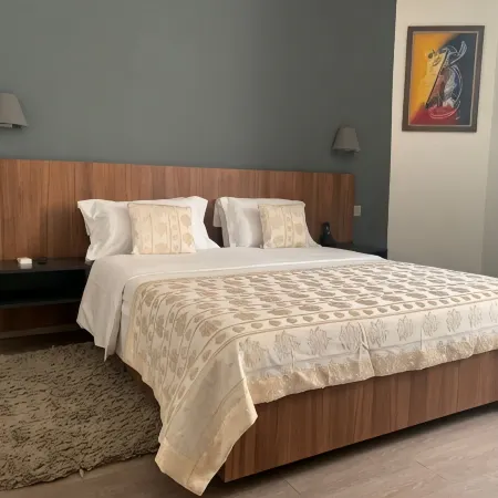 Hotel Nina