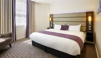 Premier Inn Weymouth Seafront - parking