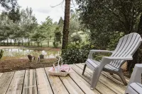 Wallaby 2 Bed, 1 Bath Cottage - Private Parkland Setting with Lake View