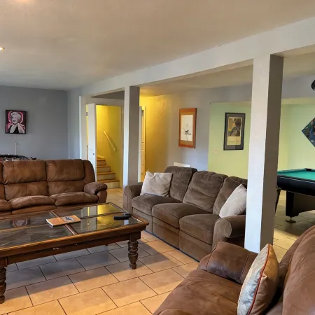 Lakehouse Lilypad with Boats and Game Room, Sleeps 9, 3k sq ft Home, Large Yard