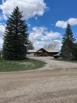 Charming 3-bedroom cabin in Victor only 25 miles from Jackson Hole, pet friendly - Chalets