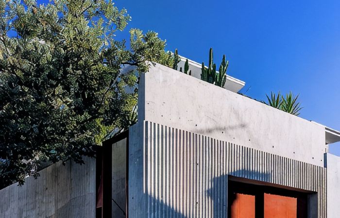 Camperdown - Luxury Architectural Escape - Brand New Home!!!