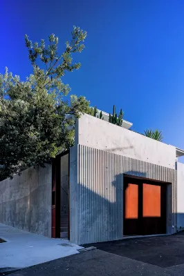 Camperdown - Luxury Architectural Escape - Brand New Home!!!