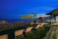 Villa Teresea: 3BR/3BA + Garden •Just steps from the beach-On the Main Road - Villas