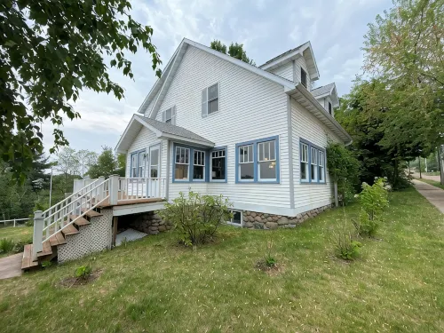 Downtown Bayfield Home W/ Lake Views, Near Ferry & Marina
