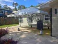 Charming House with Boat Dock in Serene Inglis, Riverfront Deep Water Gulf Acces