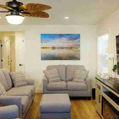 Stylish 3-Bedroom Retreat - Steps from Sand and Harbor Others