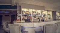 Quayside Hotel & Bar - Parking