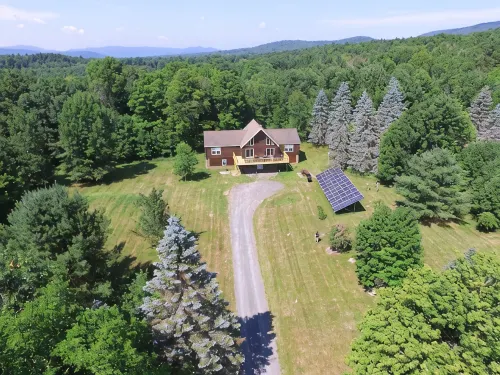 Catskills Retreat with Theater, Hot Tub and Games