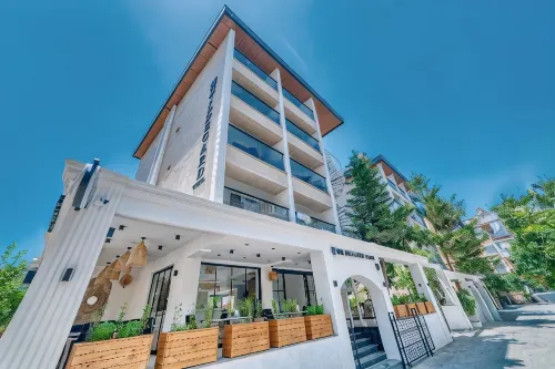 Hildegard Hotel