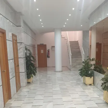 Beautiful bright apartment 5 min walk from the beach and shops