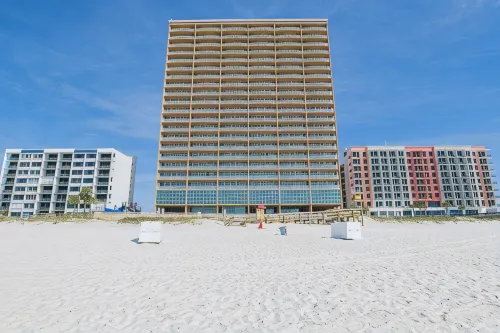 Direct Beachfront Lazy River Waterslide Hot Tubs-Walk to Restaurant's and Bar's - 4 Sao