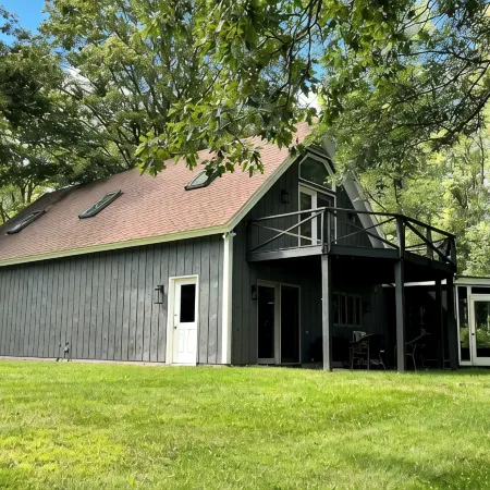 Charming Cooperstown country house with views of Lake Otsego