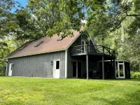 Charming Cooperstown country house with views of Lake Otsego