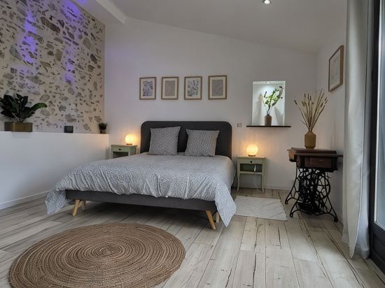 Large Charming Property in the Countryside,  Furnished for Tourism
