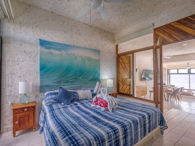 Amazing View Oceanfront with 2 pools, Daily Housekeeping