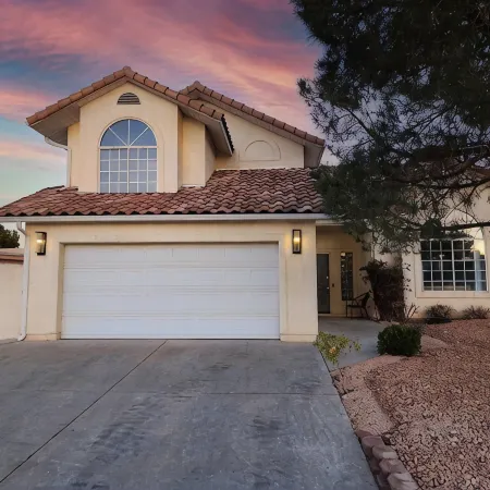 Luxury Sage House @ Lake Powell+Game Room+Parking+Firepit+Outdoor Oasis