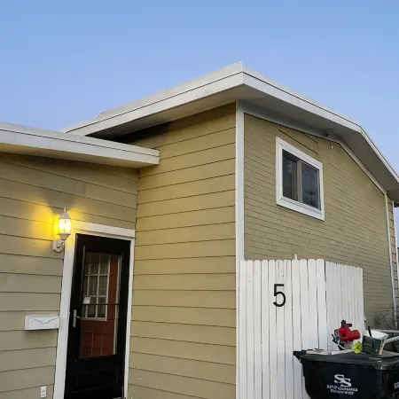 Spacious 4 bedroom home walking distance from snowmobile and orv trails