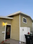 Spacious 4 bedroom home walking distance from snowmobile and orv trails - Gym