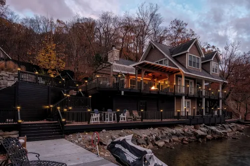 Lake House Retreat on Beautiful Canandaigua Lake Sleeps 12