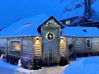 Kota Finlandais Vuori au Pied des Montagnes Vosgiennes