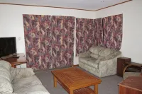 Macrocapa Heights farm - 2-Star