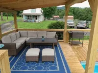 Cheerful three bedroom home with pool - 3-Star