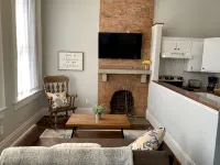 Cozy Apartment in the Heart of MainStrasse - 2-Star