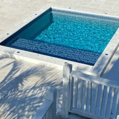 Cozy  apartment with beach 7 mins drive away. CAR RENTAL , A.C , CABLE,WIFI, - appartements de vacances