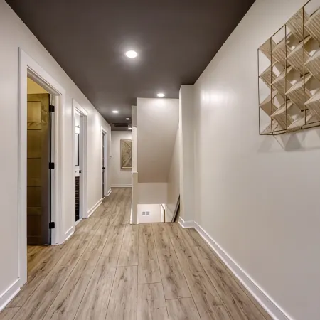 Central Luxury 3-Level Home - Rooftop + Garage