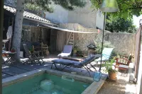 18 Century Provencal Mas With Swimming Pool