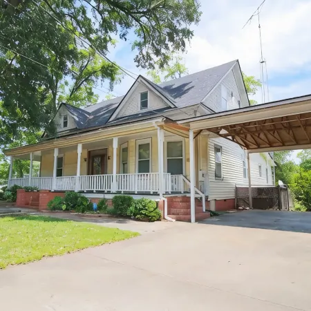 Dukes Street Retreat 5min from I-95!