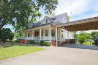 Dukes Street Retreat 5min from I-95!