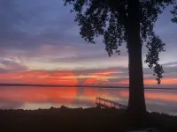 Beautiful  camp nestled at the end of a dead end road. - 3-Star