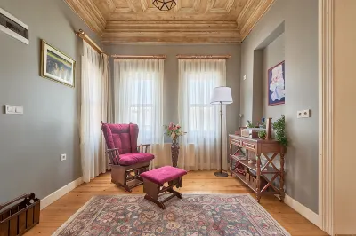 Nostalgic & Comfortable Historical Home! Hotels in 
