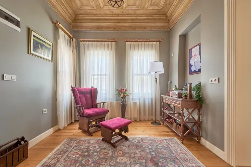 Nostalgic & Comfortable Historical Home! -  case vacanza in affitto