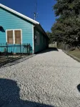 Neon Moon ...Spacious 5-bedroom house steps from Campus and Downtown Lafayette