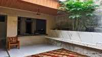 Rian Kost Kos Harian Penginapan Pusat Kota Palembang