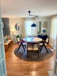 Zen Midcentury-Art Deco Hideaway