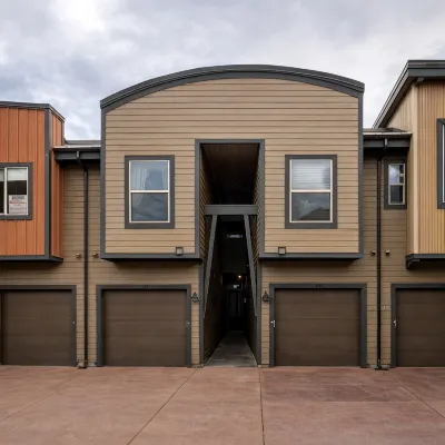 36 Sweet Newpark Townhome On The Creek 2 Bedroom Townhouse
