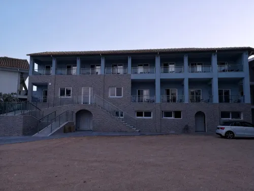Hotel 3Island View (EX Scorpios View )