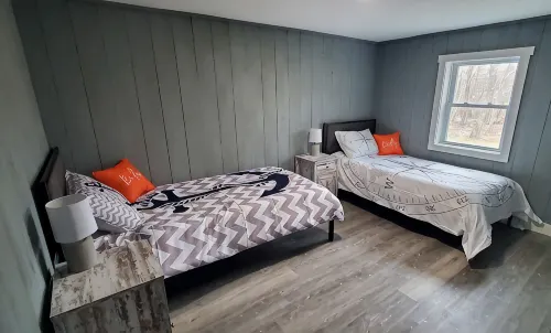 Newly remodeled house in a quiet neighborhood setting - Wifi
