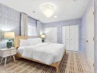 Southside Bungalow with Pool, Spa & Putting Green - Private Pool