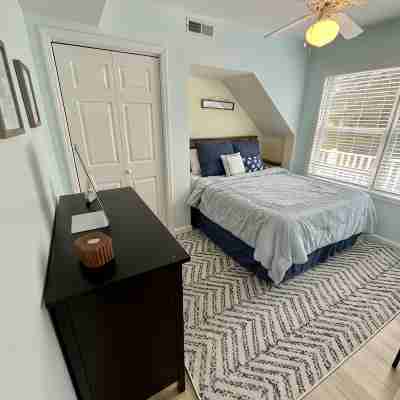 Waterfront Villa with Boathouse in Alexandria Bay Rooms