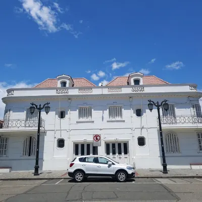 รีสิเดนเชียลเมโทรเรพับบลิคาซันติอาโก โรงแรมใกล้สนามกีฬา Victor Jara