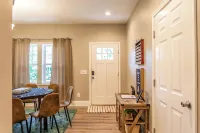 Golf Getaway! Poker Room - Indoor Golf Simulator - Pet-friendly - Familievenlig