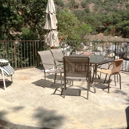 The Gateway Restaurant & Lodge