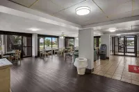 Super 8 by Wyndham Savannah - 2 étoiles