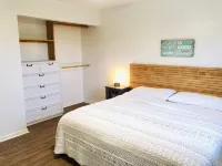 Stylish Beach Escape! Heated Pool, Bikes & Sunshine. - Beach